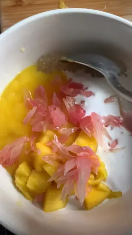 Mango Coconut Milk Sago with Pomelo #dessert #homemade #cantonese