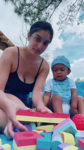 My playdate 🧸 #fypシ #seriouschallenge #baby #babyfever #babiesoftiktok #OneSliceChallenge #SoundcoreGoForGold #MomsofTikTok #youngmom #foryou #fy