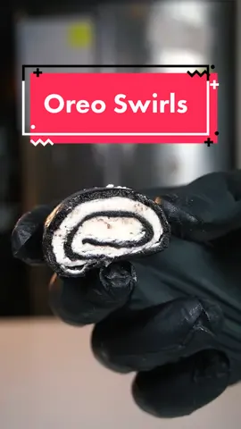 Oreo’s and milk are overrated, let’s do something interesting with them 🤤 #fypシ #oreo #milk #swissroll #2ingredients #dessert