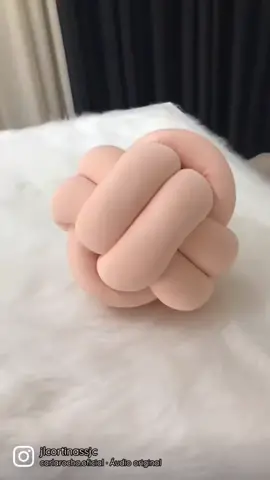 #almofada #decoração #almofadasdenó #sanja #jlcortinas #tudors