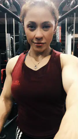 After workout🔥#tiktokmalaysia  #bodybuilder #womanbodybuilder  #trending #trend #viral #foryou #foryoupage #fyp