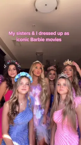 #halloweencostumeideas #halloween2021 @alexirozmajzl @mariannarozmajzl @victoria.rozmajzl @therozmajzltwins