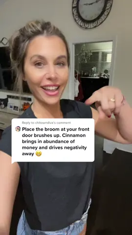 Reply to @chitowndiva yasssssss!!!!! #cinnamonbroom