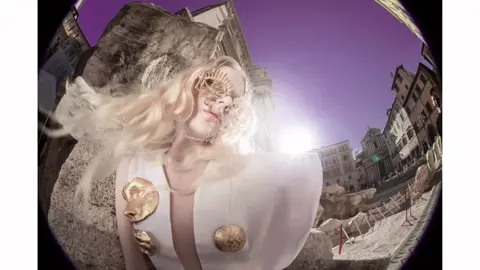 NIVEUS is on L’OFFICIEL @maurolorenzo84 #fashion #photography #neiperte #trend #istitutocordella #moda #roma