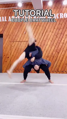 최사범님과 함께 배워보는 커플 텀블링 😍 Couple tumbling tutorial @_master_choi_  #exercise #soonent #틱톡스포츠 #운동에진심