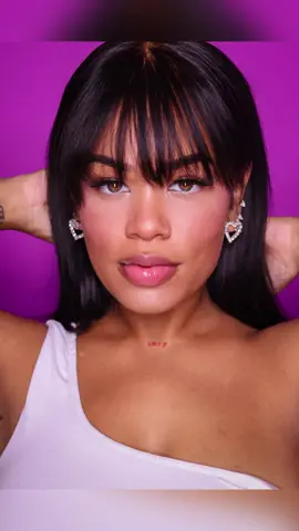 You can never go wrong w/ @smashboxcosmetics products! I used their Vitamin Glow Face Primer+Tinted Moisturizer 4 this look, gets yours @sephora AD💖