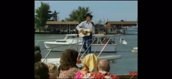 George Strait sings “unwound”  that was his first song on his debut album released 40 years ago. #countrymusic #georgestrait #fyp #80s