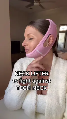 Just say NO to #techneck 🧖‍♀️ #necklift #amazonbeauty #beautyhack #amazonfinds2021