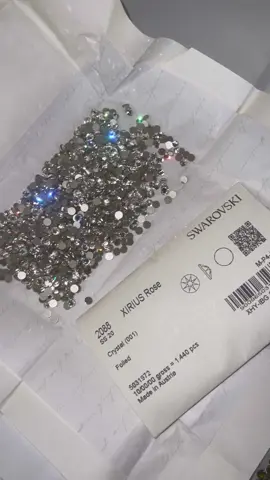 Opinions needed. #MakeItCinematic #IKnowWhatYouDid #swarovski #yeti