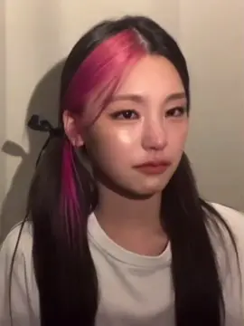 Knowing yeji rarely cries and seeing her crying hurts as heck #yeji #itzy #midzy #kpop #foryou #fyp #xycba #4u #loco #kpopedits #korea