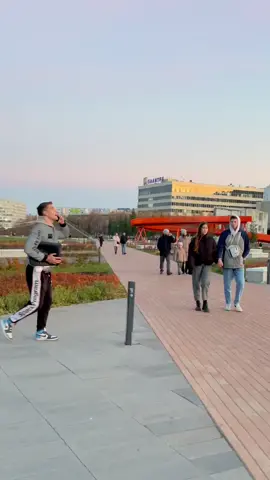 Повелась на деньги😳 #socialexperiment#пранк#реакция