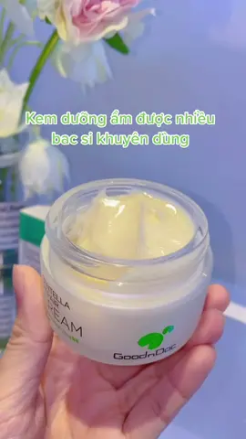 Kem dưỡng ẩm rau má : Cấp ẩm , phục hồi da tổn thương. Đặc biệt với da bị nhiễm kem trộn, thuốc rượu,.. #kemduongam #goodndoc #mỹphẩmchínhhãng