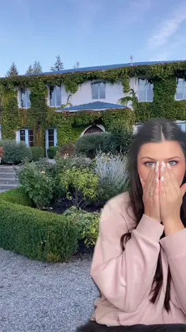 Reply to @gabythealien  #greenscreenvideo #engagementphotoshoot #romantic #fairytale #fyp