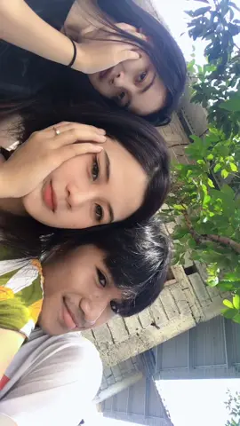 @sskiaawly @grldommht 🦍