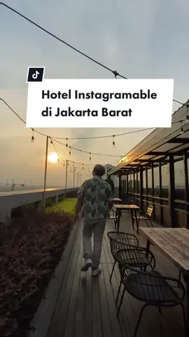 Tempat yang asyik banget nih #LazadaGetLow #rekomendasihotel #hoteljakarta #fypシ゚viral #samasamaberkarya