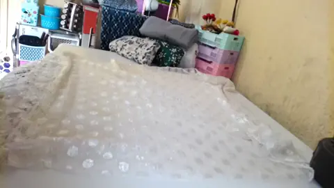 طريقه سهلة في طي الشال#متابعة #اكسبلور #foru #fyp