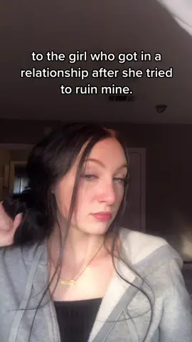 hide yo bf mf 🤣#fyp #myfinALLYmoment