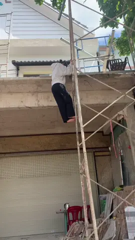 Nhà cửa kéo nhưng cúp điện=)))