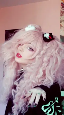 ⚠️Fausse fumée  tkt #cosplay #junkoenoshima #junkocosplay #junkoenoshimacosplay #danganronpa #dangaroupacosplay
