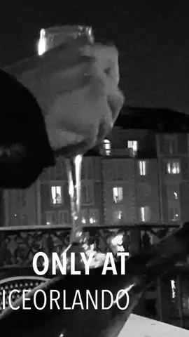 Fun evening at @loewshotels in Orlando Florida. With a perfect finish at @biceorlando with the master mixologist @dadedettodeiv #sundayfunday #weekend #WeekendVibes #mixology #mixologist  #dancing #italian #food #hotel #hotelsescape