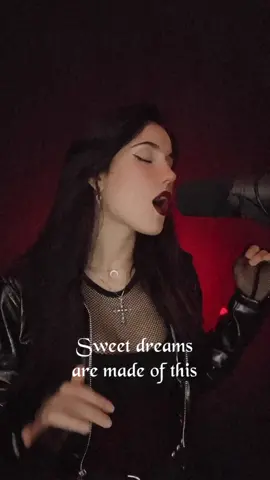 Sweet Dreams - Marilyn Manson Cover 🕯 más covers en mi ig @aliblackbet #HalloweenEnTikTok #vocalcover #femalecover #sweetdreams #halloween