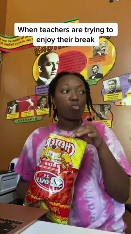 Comment who you think it is chile!! 😂👇🏾 can’t do bun in peace smh #fyp #teacher #teacherlife #teachersoftiktok #tiktokteacher #missgreenwood