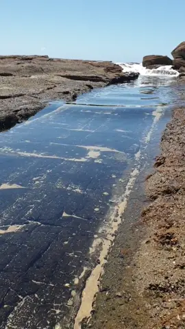 Satisfying 🙂 #wave #fyp #beach #viral #satisfying