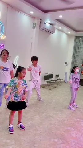 Lalisa của các bé 🥰🥰🥰 #Sondancestudio #dancekids #Lalisa #Xuhuong
