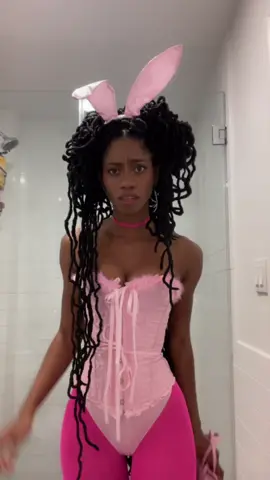 wearing this to a costume party 💕