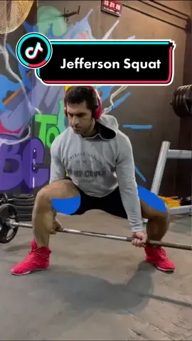 #dooola_fitness #viral #fyp #bodybuilding #مشاهير_تيك_توك #مصر #GymTok #gym #healthy #viralvideo #quads #legsworkout #duet #squats