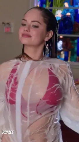 ⚠️FAKE BODY⚠️ #rdalee #insatiable #pettybladel #debbyryan #netflix #ненасытная #пэттибладелл #деббирайан #нетфликс