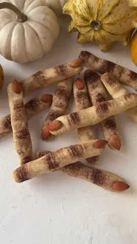 Страшно вкусное печенье ведьминыпальцы #печенье #печеньенахеллоуин #хеллоуин #быстрыерецепты