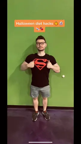 Halloween diet hacks 🎃👻🍬🍫 #superman #halloween #FitTok #fyp #lowcaloriecandy