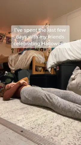 Day 6: movie night #100daysofindependance #metime #tryingnewthings #SelfCare #halloweentown #halloweekend