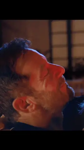 The way he looks at her 😍 #jasonisaacs #jasonisaacstok #jasonisaacstiktok #jasontok #jasonisaacsishot #jasonisaacsisdaddy #fyp #foryoupage #daddy