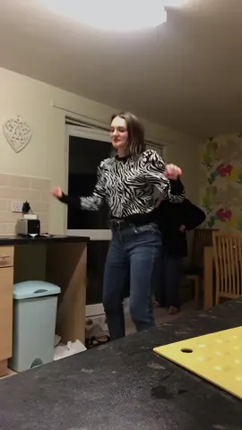 My Nan, the queen of dancing ❤️ #fyp #foryoupage #foryou #queen #nan #jive #dance #reunited #Love