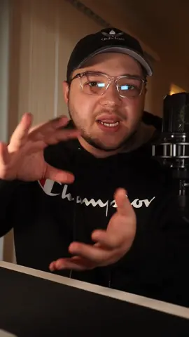 Vertical facecam > Horizontal facecam #tech #techtok