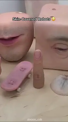 Artist and DJ Doooo created these robots that look like real human body parts! They’re a little *too* realistic if you ask us..