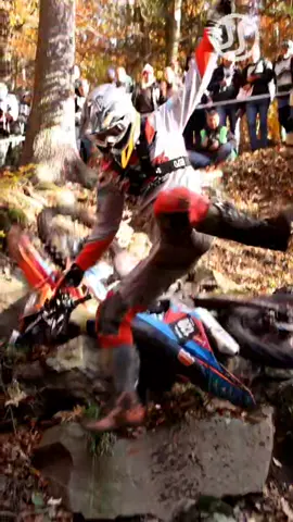 Pro vs Amateur 🤪 #Dirtbikefails #HardEnduro #GetzenRodeo #BillyBolt #manuellettenbichler #enduro #motocross #crash #fail #Motorsport #motorbike #extremeenduro #ktm #redbullmotorsports #dirtbikes