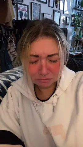 Why why does he have to have a small dick I really like him 😫😭 #sexandthecity #satc #samanthajones #sizematters #smalldick #fyp #90s #satctiktok