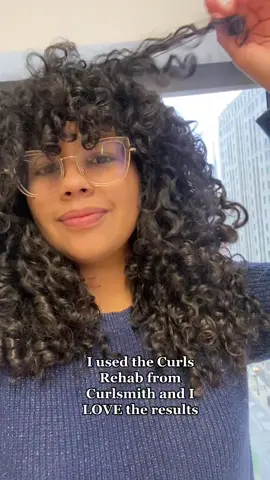 Follow me on IG for more curly content! #LevisMusicProject #PINKHolidayRemix #curlyhair #curlssssssssss #naturalhair #naturalhairproducts