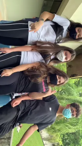 os pobres na escola meu pai #dancinha #escolapublica #leobueno