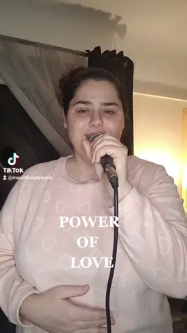 I adore singing this 😍  #mandifishermusic  #fyp #poweroflove  #singer #viral