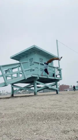 Making lemonade 😝 #parkour #california #fun