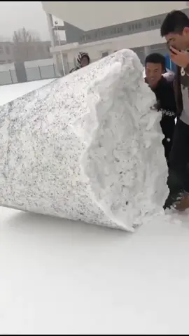 Roll snow#fyp #foryou #foryoupage #Cool #nice