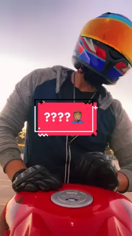 Gosh they never listen do they?🤷🏽‍♂️ 😅😂 #fyp #greenlight #go #hurry #biker #music #dancing