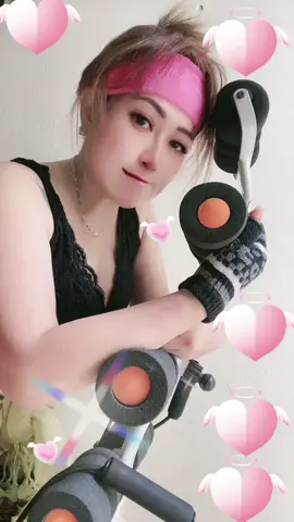 Tập cơ tay  ngày mai cơ bụng