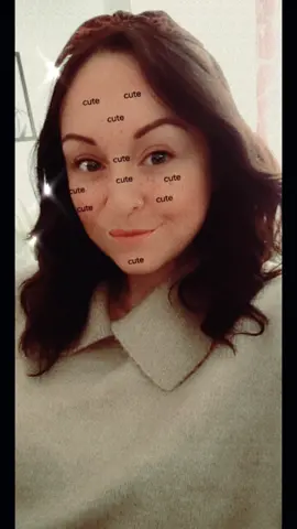 People ask me how I do my hair ALL the time and if it really does work getting these curls without heat. Yep it works and my hair is in so much better condition thanks to this hack! #hairhack #heatlesscurls #dressinggowncurls #fyp