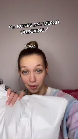 No Bones Day Sweatshirt Unboxing📦 @jongraz , thank you for blessing us with Noodle. #noodlesthepug #noodlethepug #nobonesmerch #nobonesday #nobones #bonesday #ForzaHorizon5GO #roborockrun