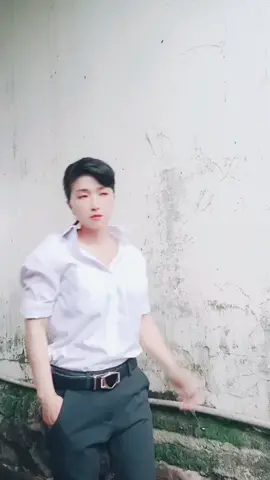 #NhacHayMoiNgay #muonhochoitutiktok # em chúc cả nhà mình buổi trưa thật vui vẻ ạ 🥰